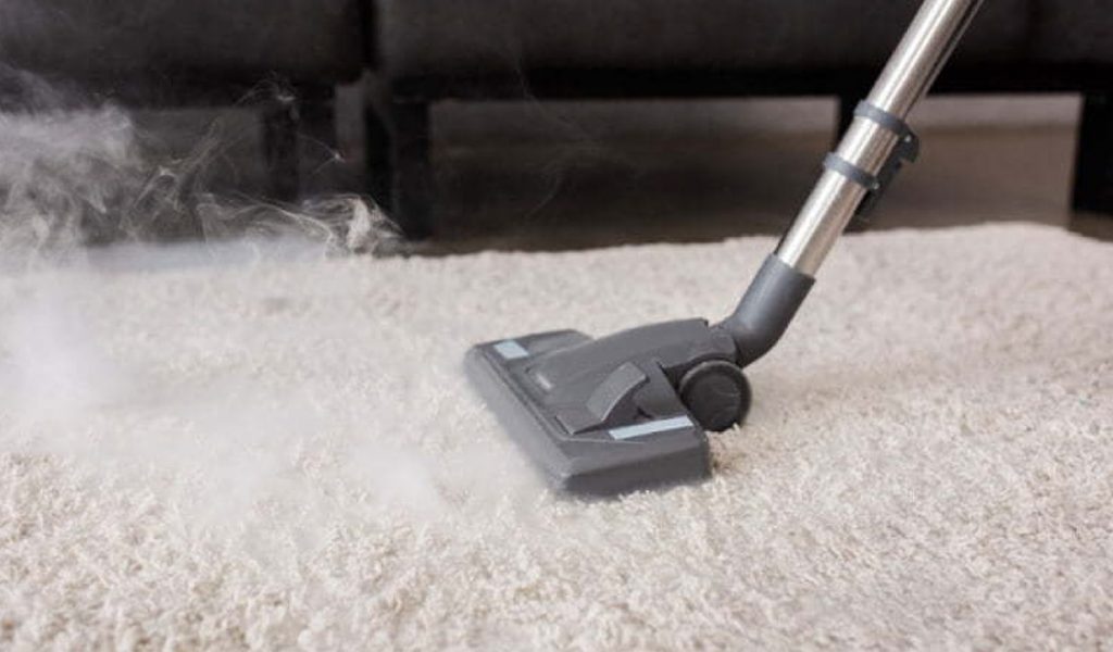 Steam carpet cleaning at home