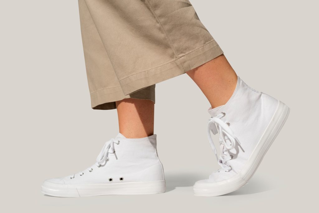 basic white sneakers unisex streetwear fashion shoot 1 scaled